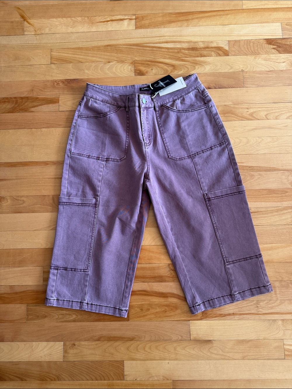 Women's Lavender Carpenter Bermuda Shorts with Utility Pockets